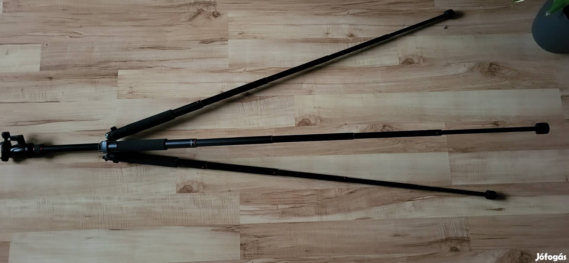 DSLR Tripod eladó