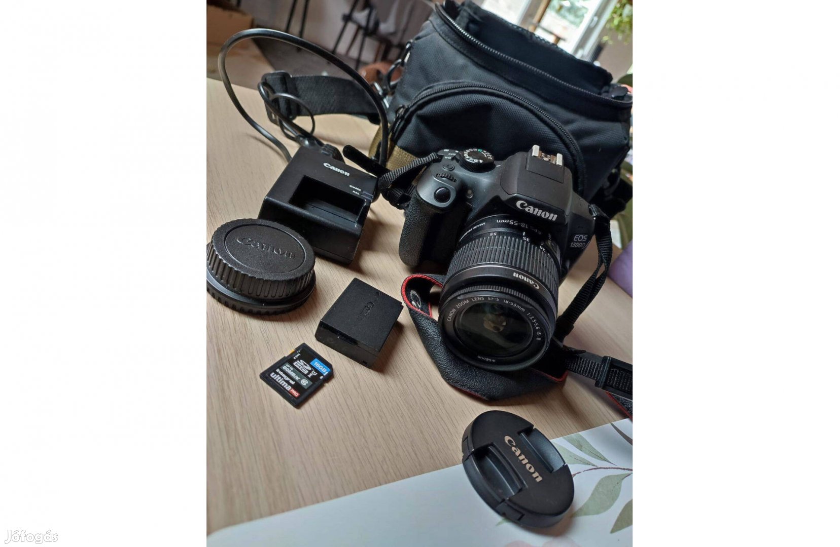 DSLR fényképezőgép Canon EOS 1300D