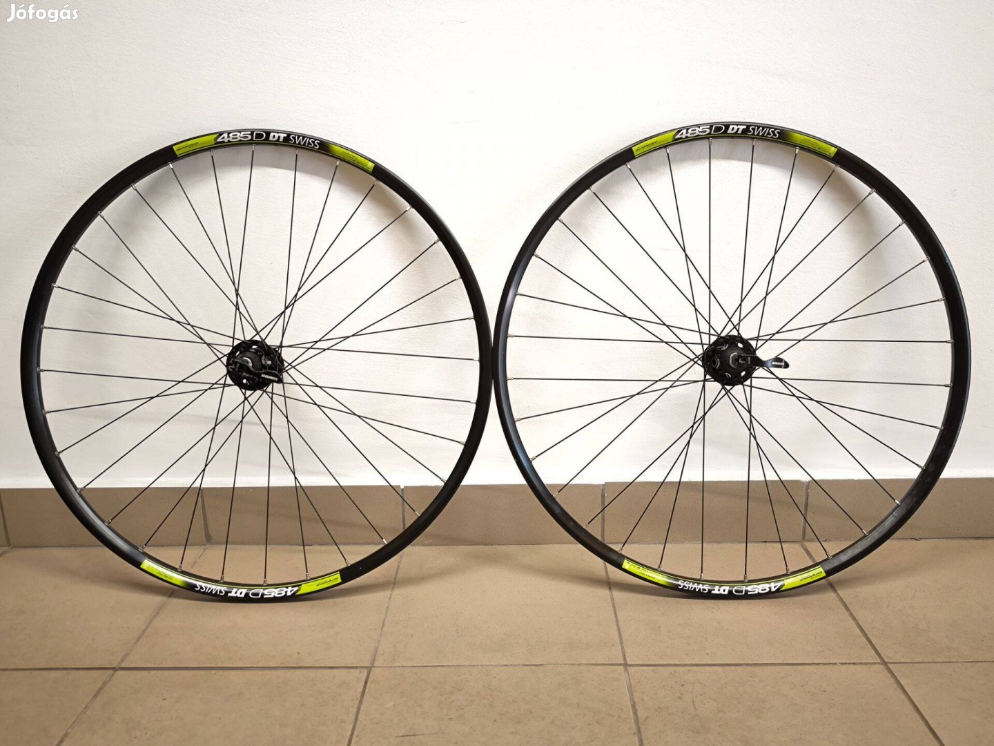 DT Swiss 485D+Sram agyak 28-29-es tárcsás kerékszett