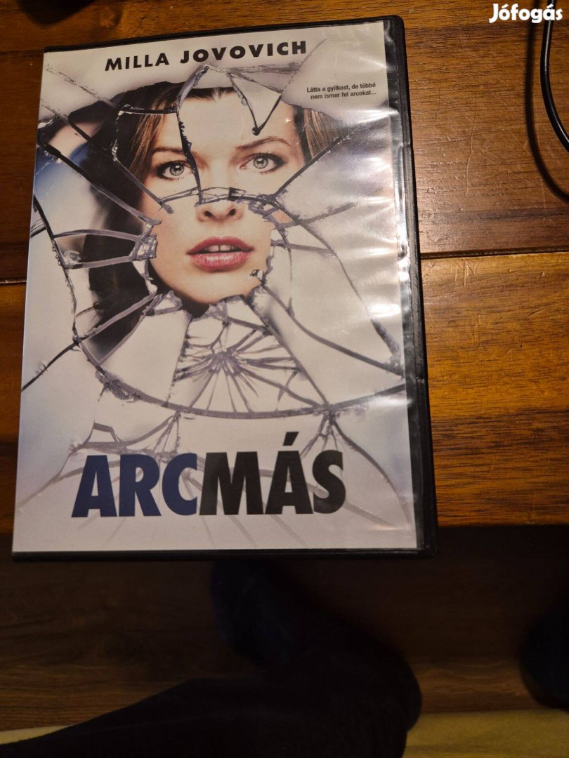 DVD -Arcmás- szinkronos