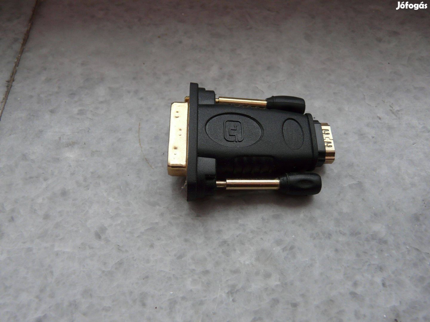 DVI-HDMi csatlakozó