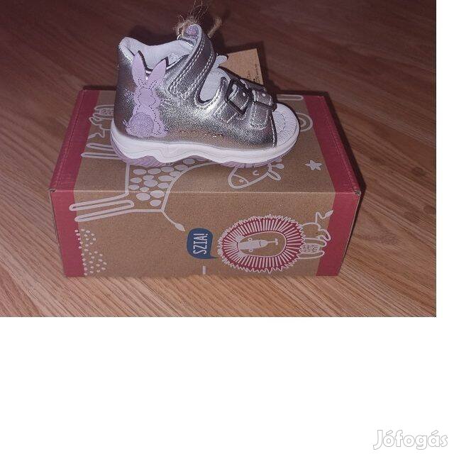 D.D Step ezüst nyuszis szandál