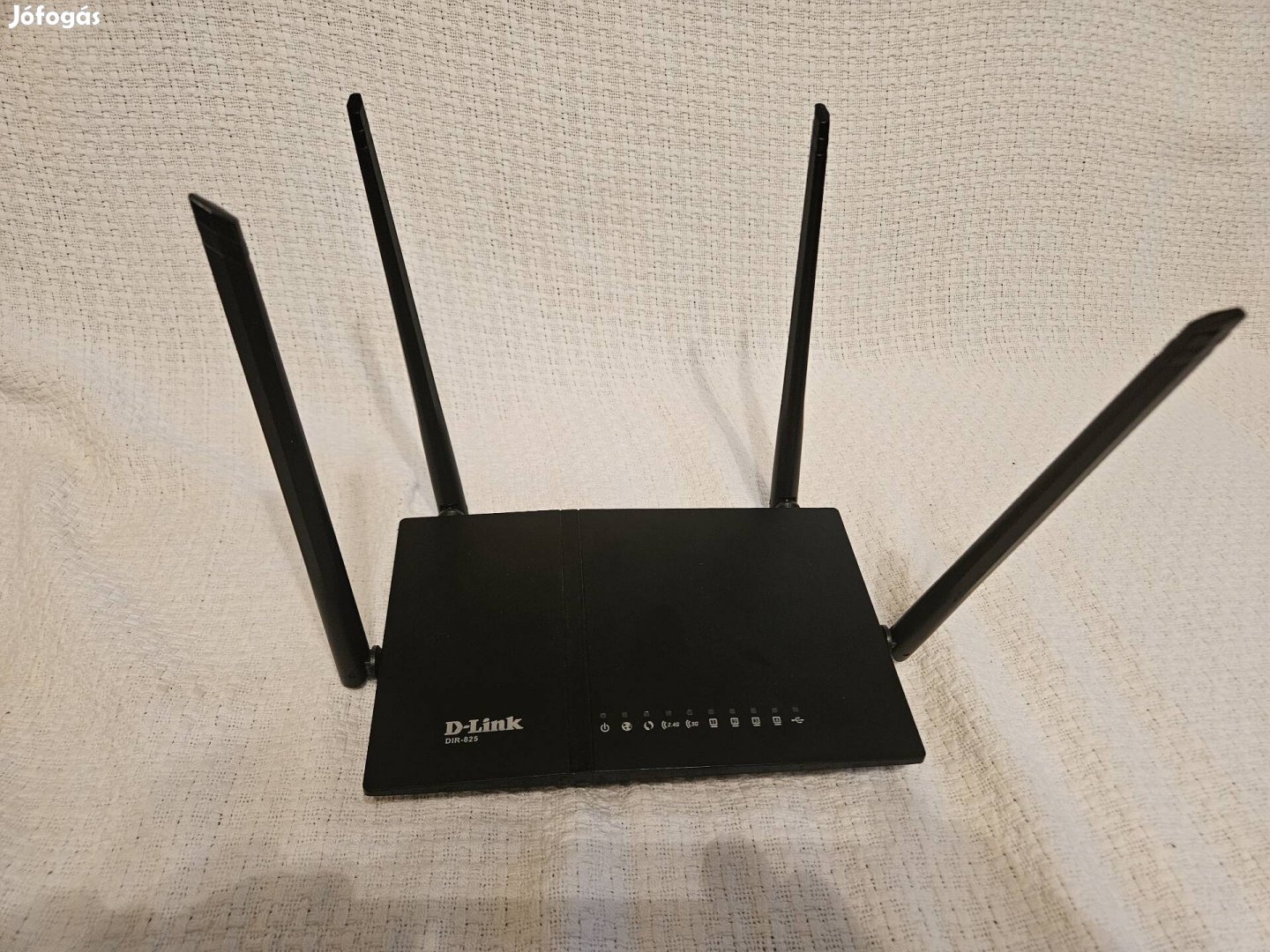 D-link dir-825 wifi router