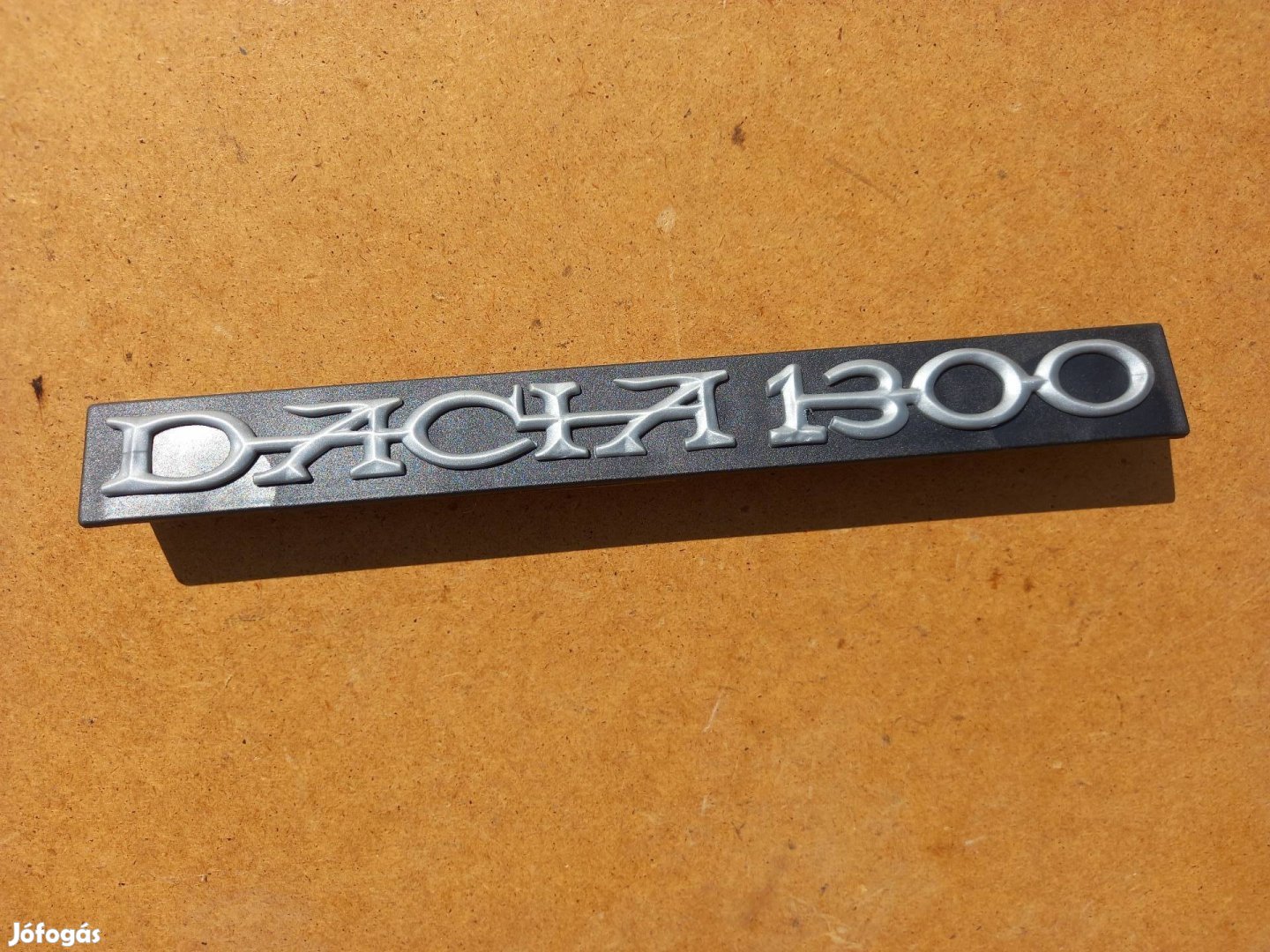 Dacia 1300 új felirat