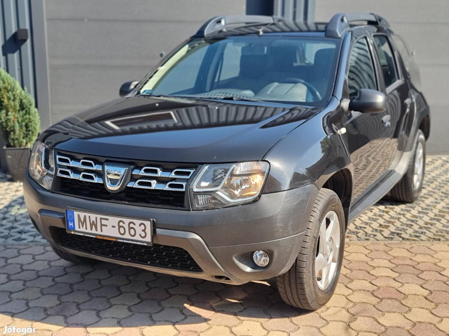 Dacia Duster 1.6 Access Hazai Új Vásárlás.Minde...