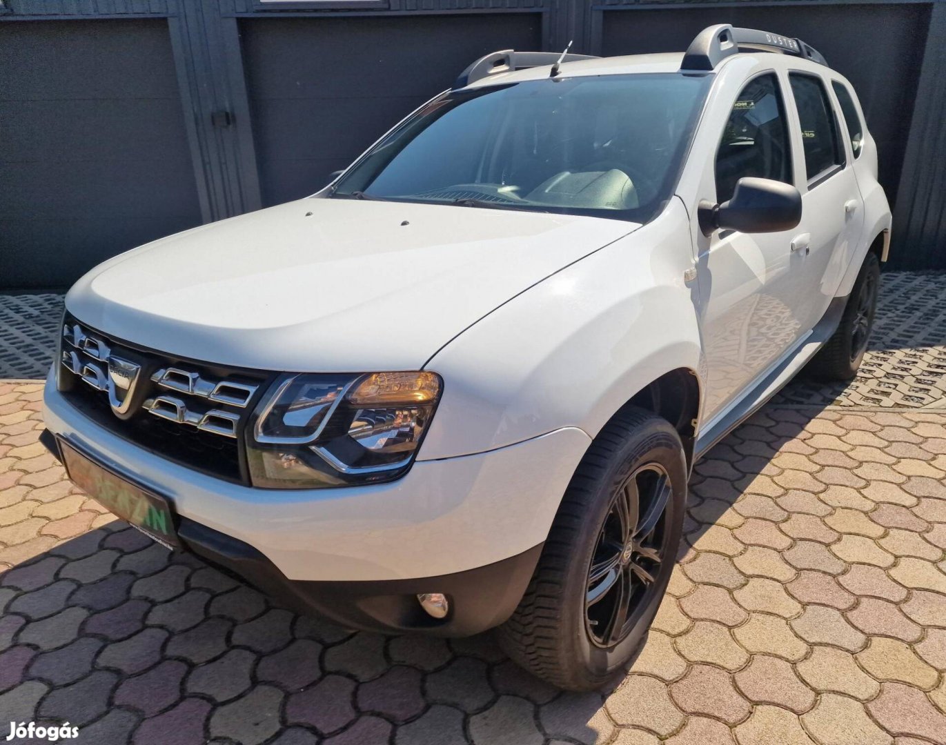 Dacia Duster 1.6 Access Klíma. RADAR. .Szkönyv....