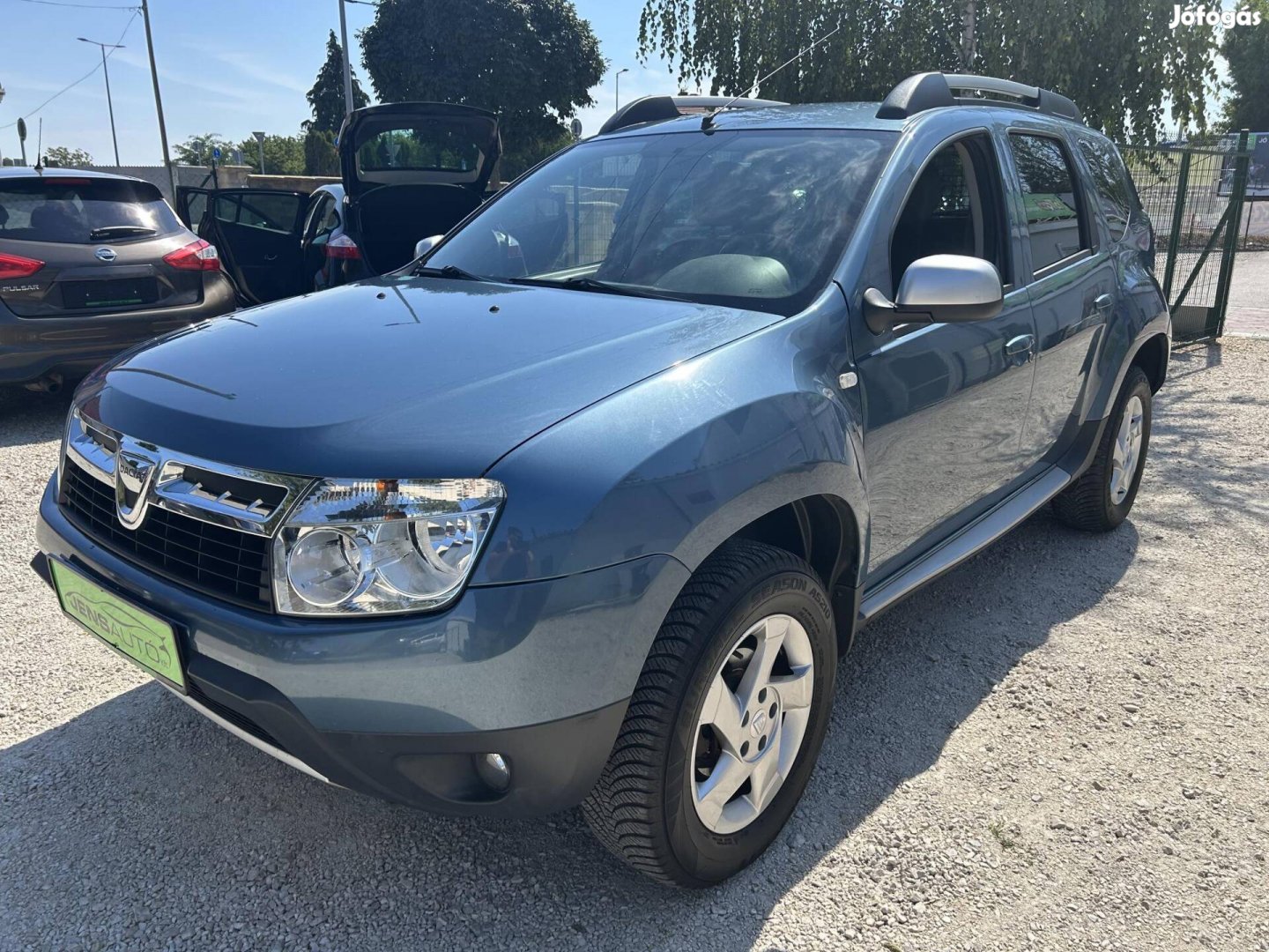Dacia Duster 1.6 Arctic Szervizkönyv
