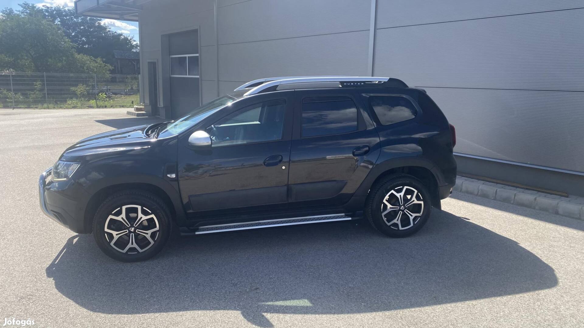 Dacia Duster 1.6 Black Shadow