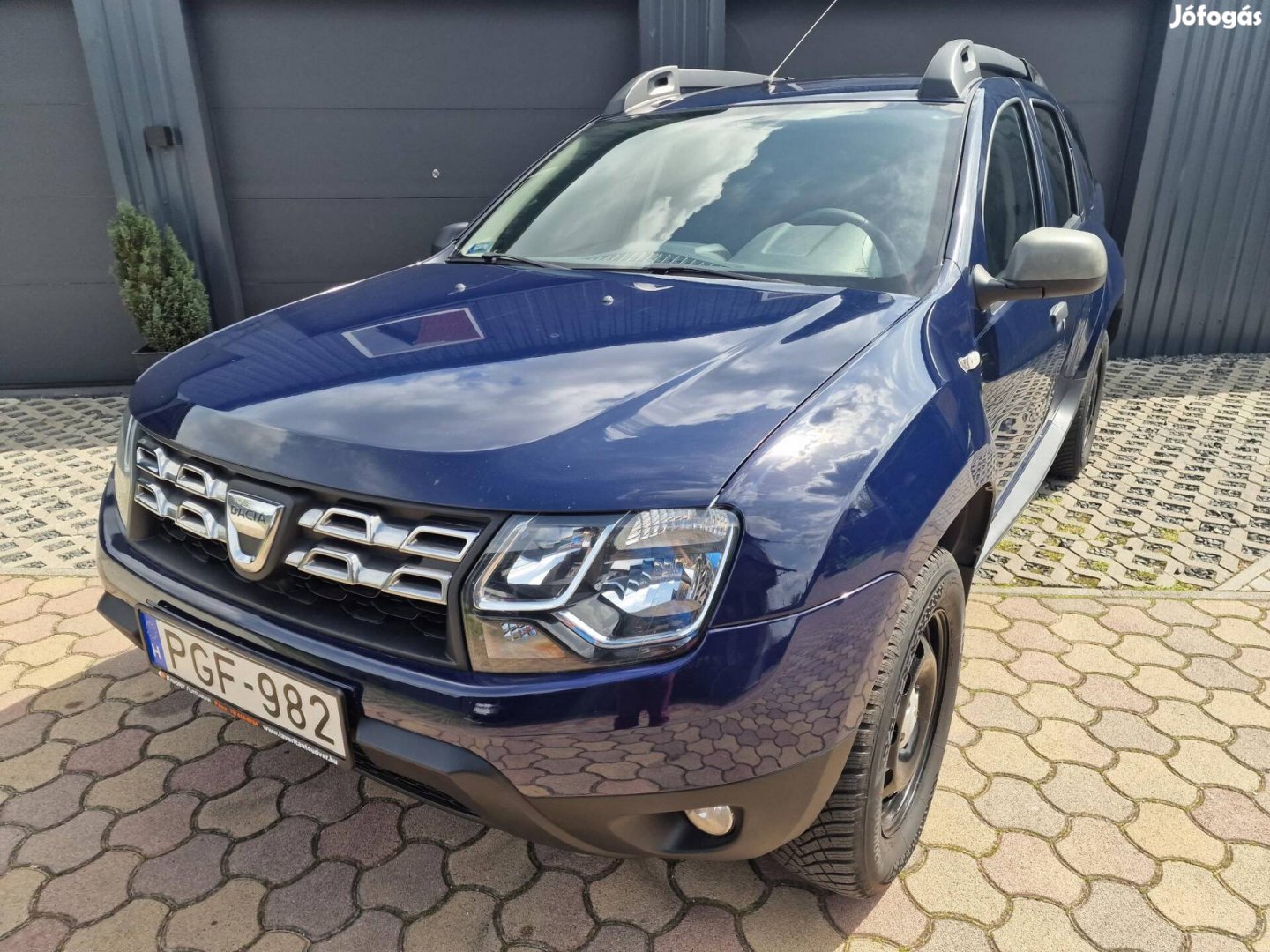 Dacia Duster 1.6 Cool Hazai Új Vásárlás (Császá...