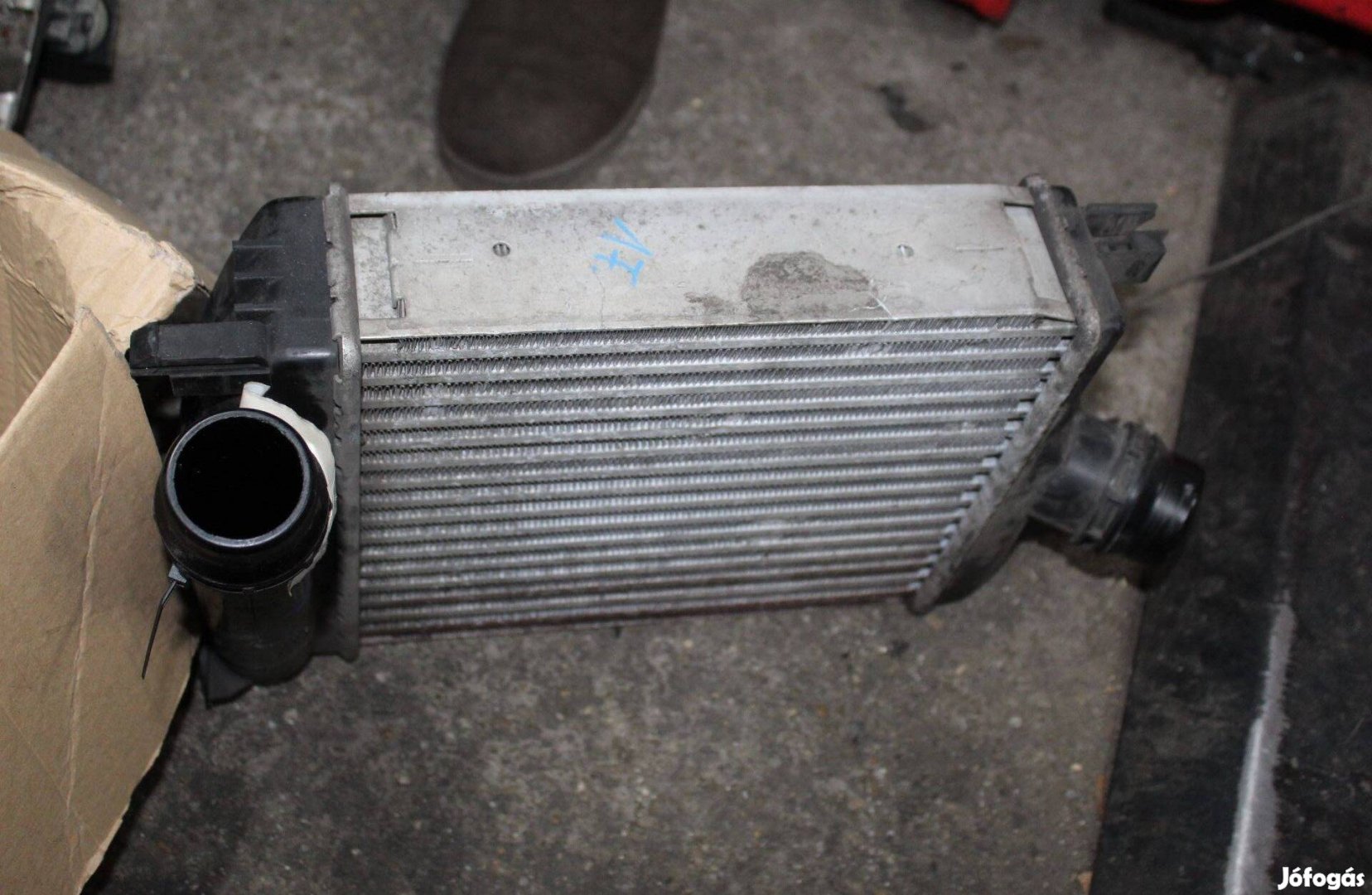 Dacia Duster 2013 intercooler hűtő 144965154R (17)