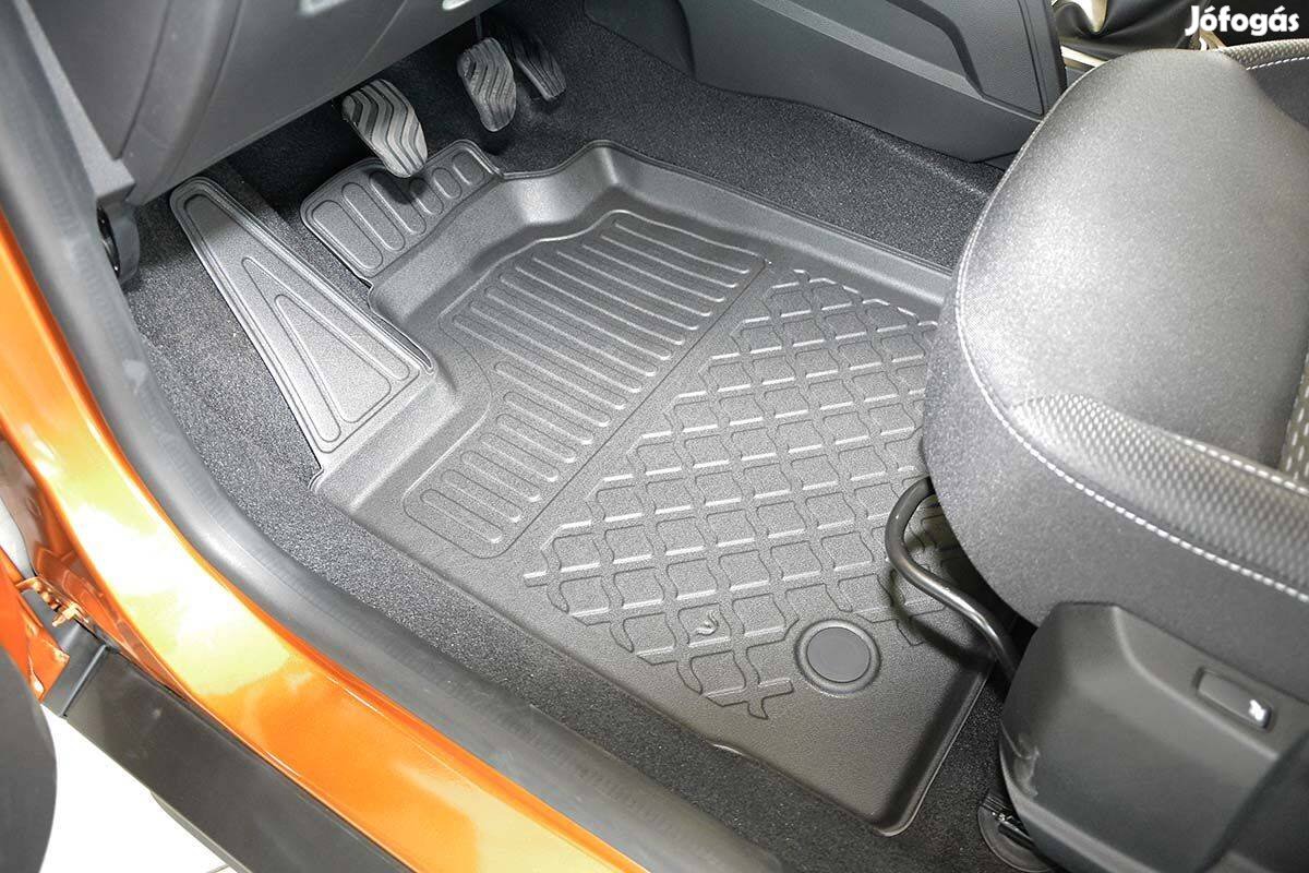Dacia Duster 2018-2024 2 személy/teher lábtálca Guardliner