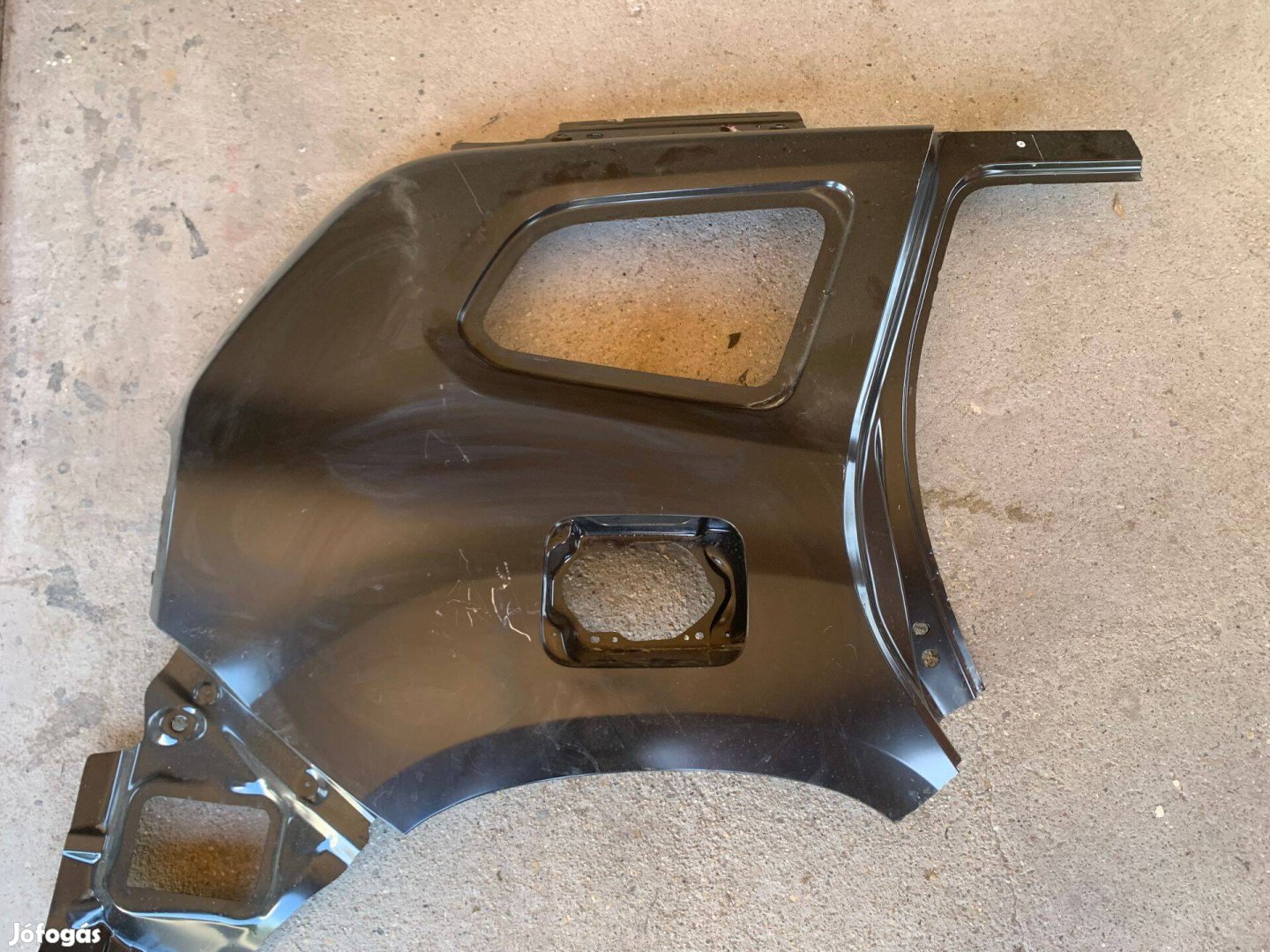 Dacia Duster 2 sárvédő jobb hátsó