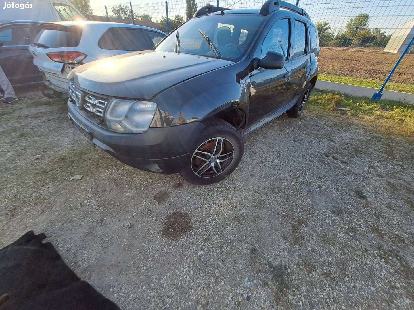 Dacia Duster I. 2015 Facelift1.5 Dci diesel 66kW, bal negyed doblemez