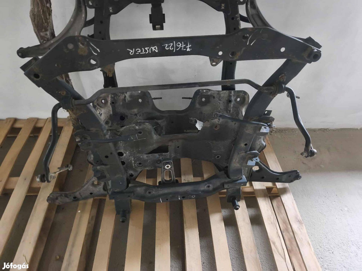 Dacia Duster I első bölcső