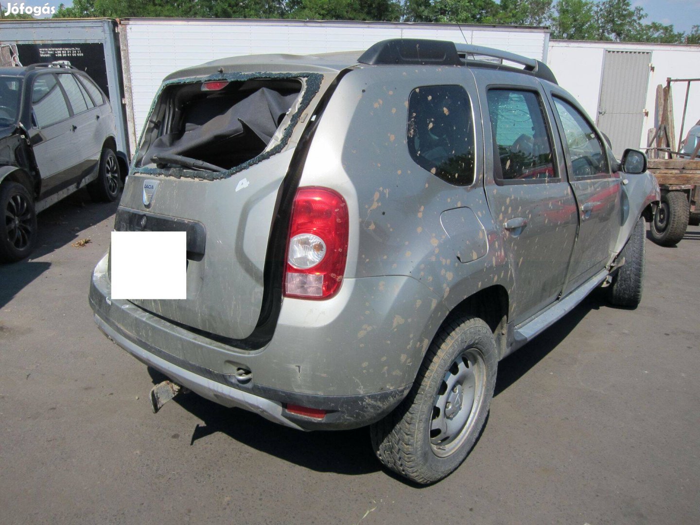 Dacia Duster bontott alkatrészek