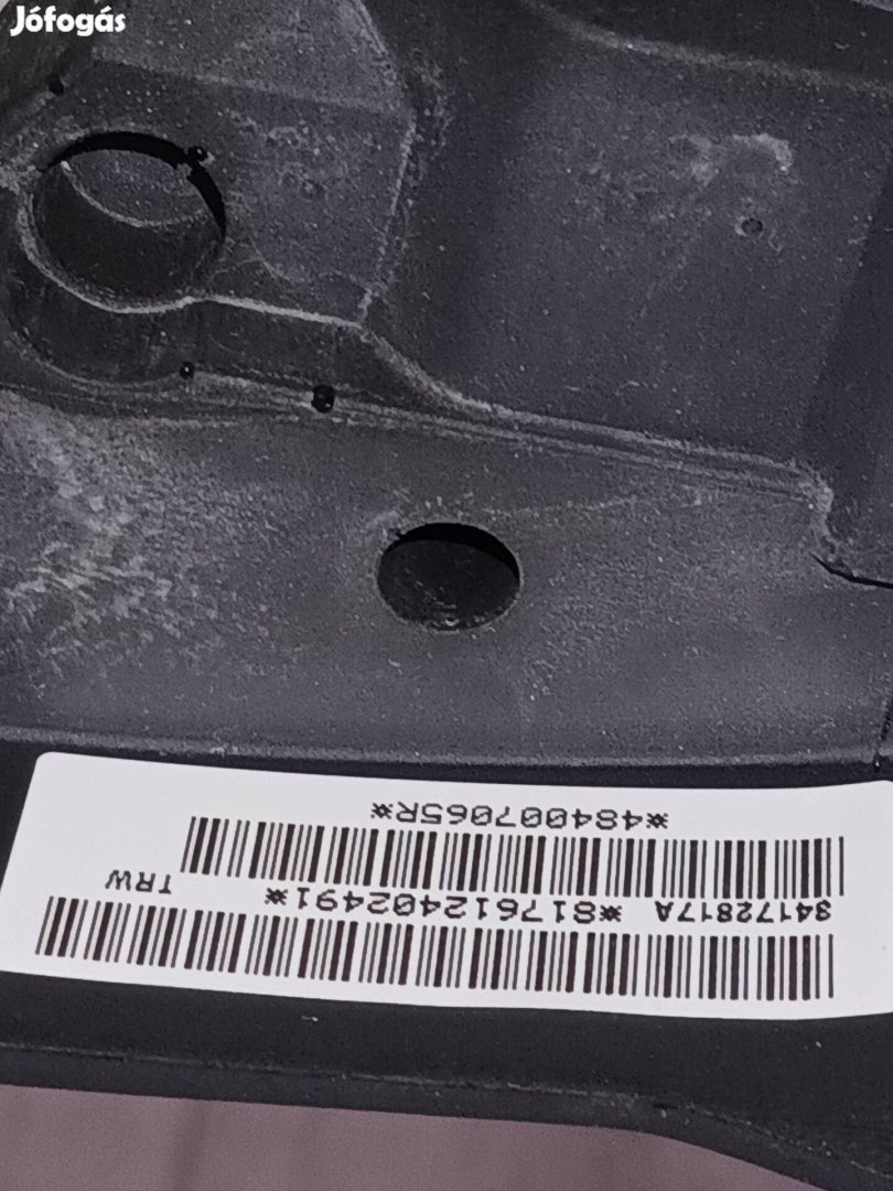 Dacia Duster kormány