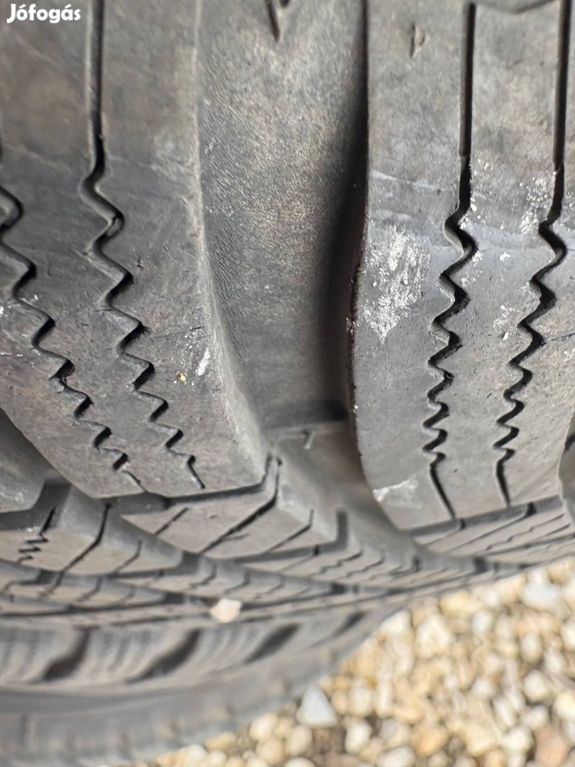 Dacia Jogger lemezfelni, Hankook RS3 téligumi