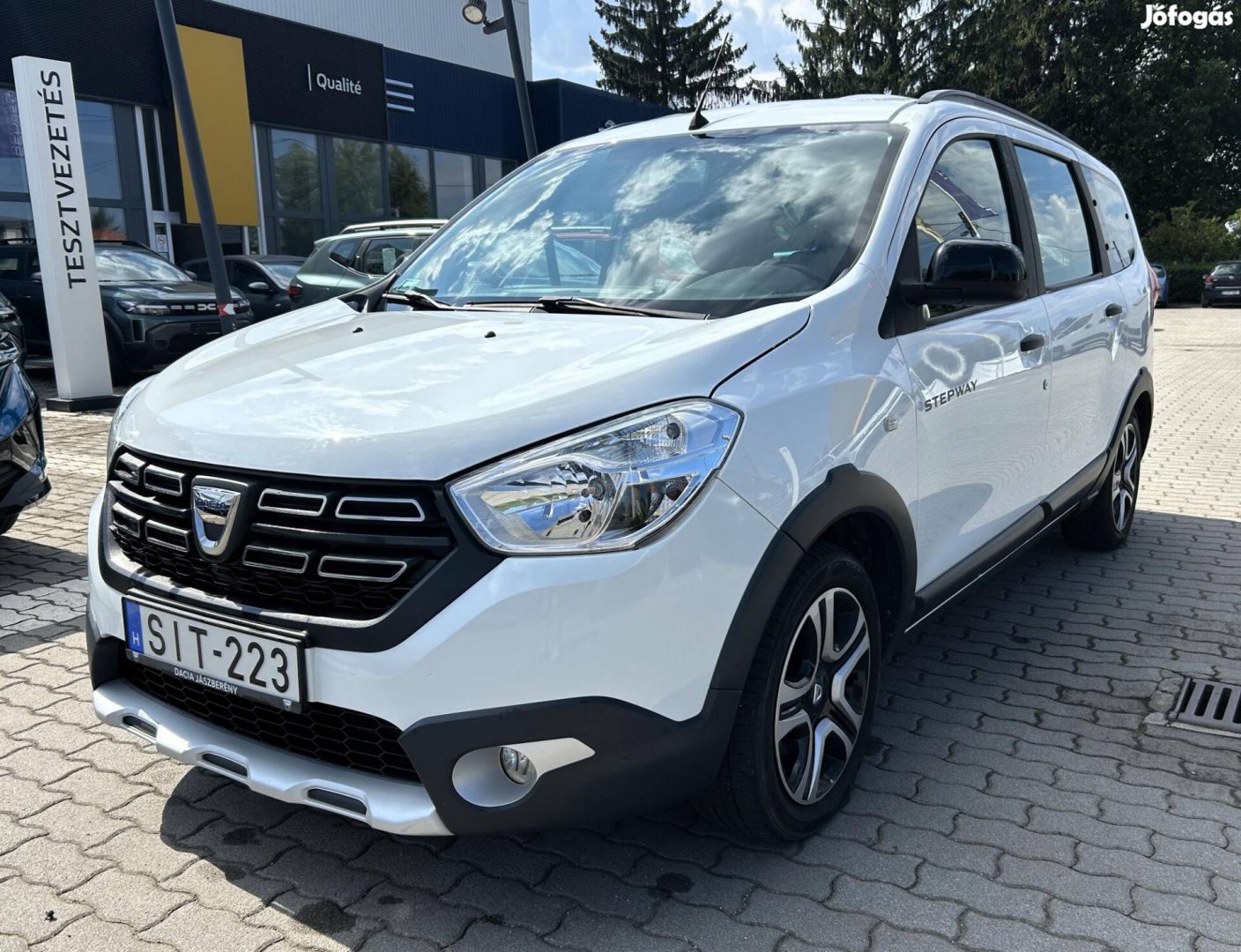 Dacia Lodgy 1.5 Blue dCi 15th Celebration (7 sz...