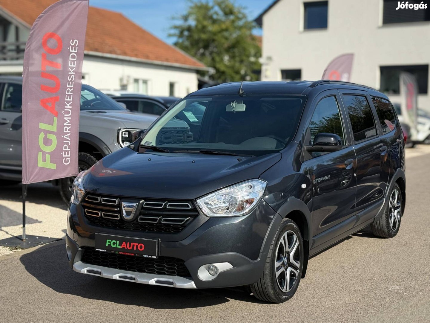 Dacia Lodgy 1.5 Blue dCi Stepway (7 személyes )...