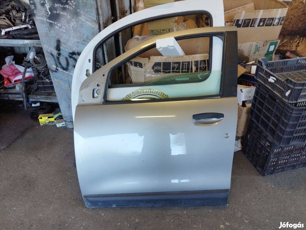 Dacia Lodgy / Dokker bal első ajtó kompletten