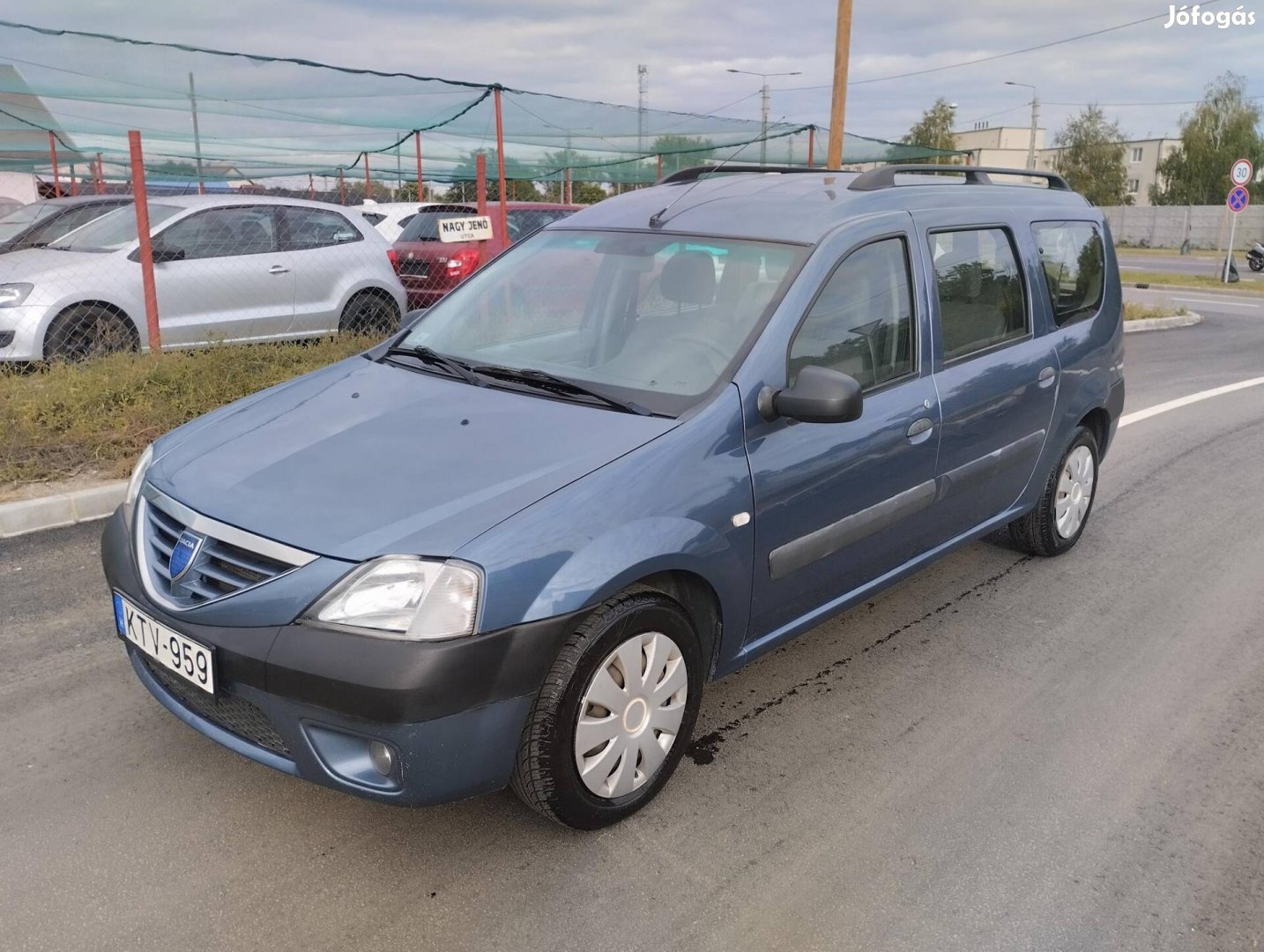 Dacia Logan MCV 1.6 Ambiance (7 személyes ) 7 S...