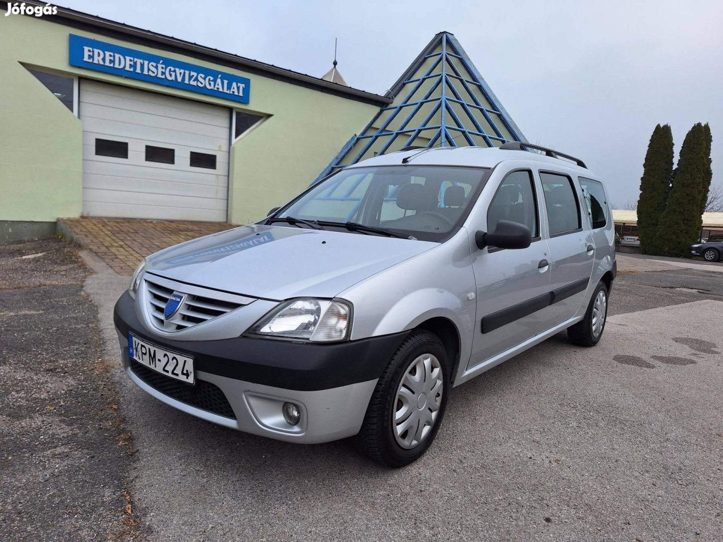 Dacia Logan MCV 1.6 Ambiance (7 személyes ) MAG...