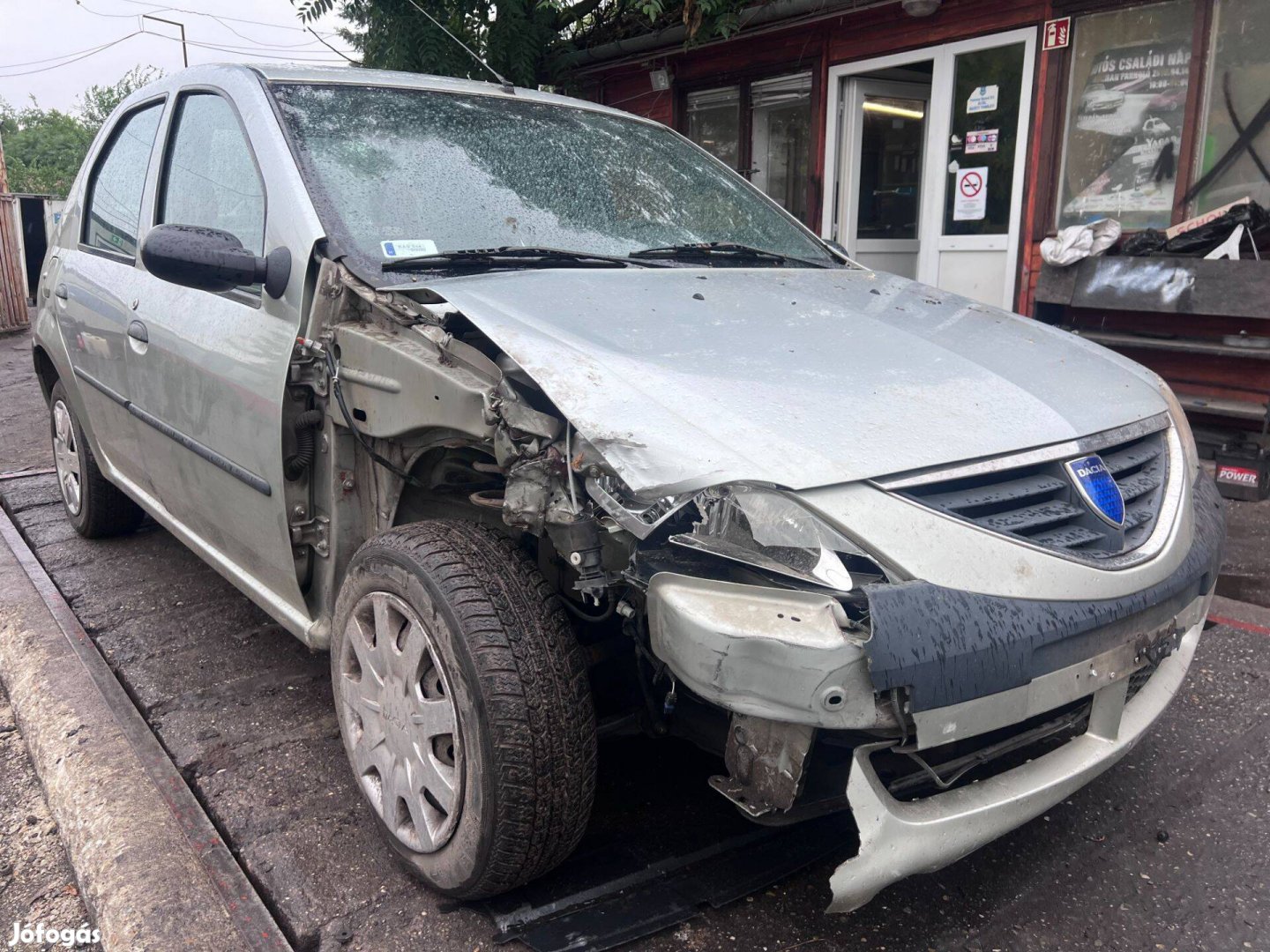 Dacia Logan (2005) 1.4i K7JA Alkatrészek #M3100