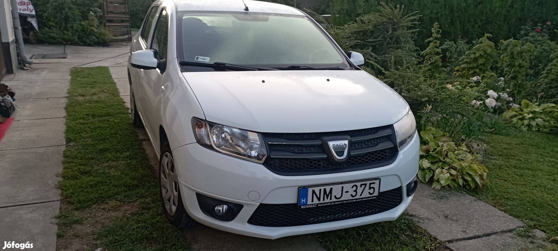 Dacia Logan megkímélt állapotban