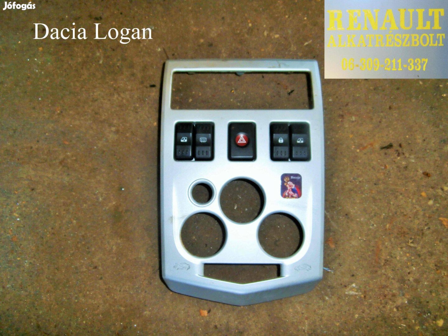 Dacia Logan műszerfal előlap, panel