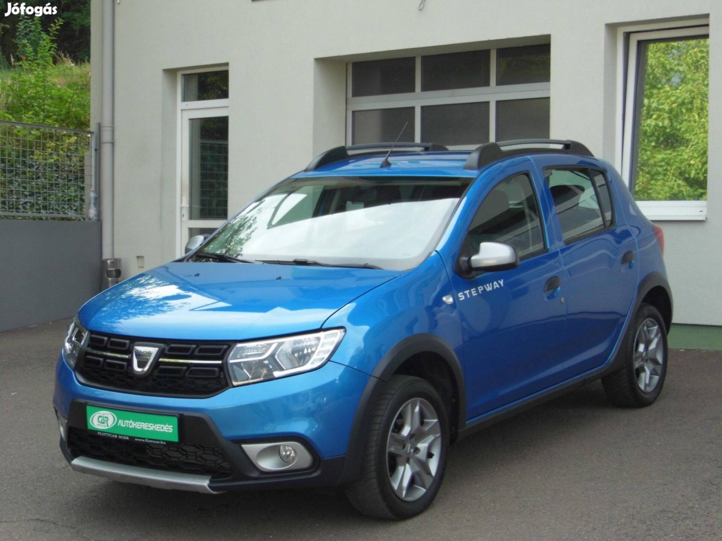 Dacia Sandero 0.9 TCe Stepway Szervizkönyv-Navi...