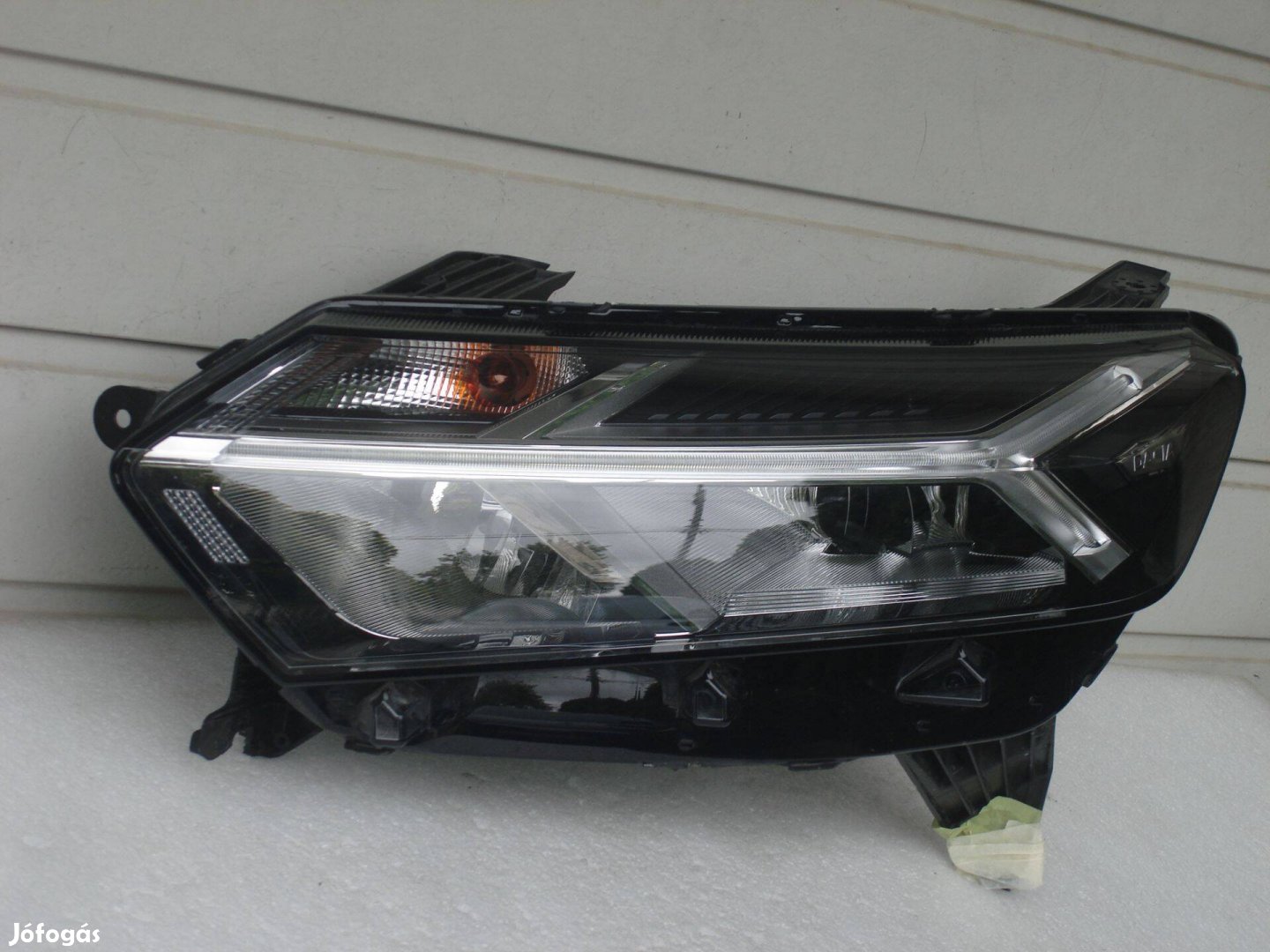 Dacia Sandero III Logan III Bal első Led Fényszóró 260605914R 2020-tól