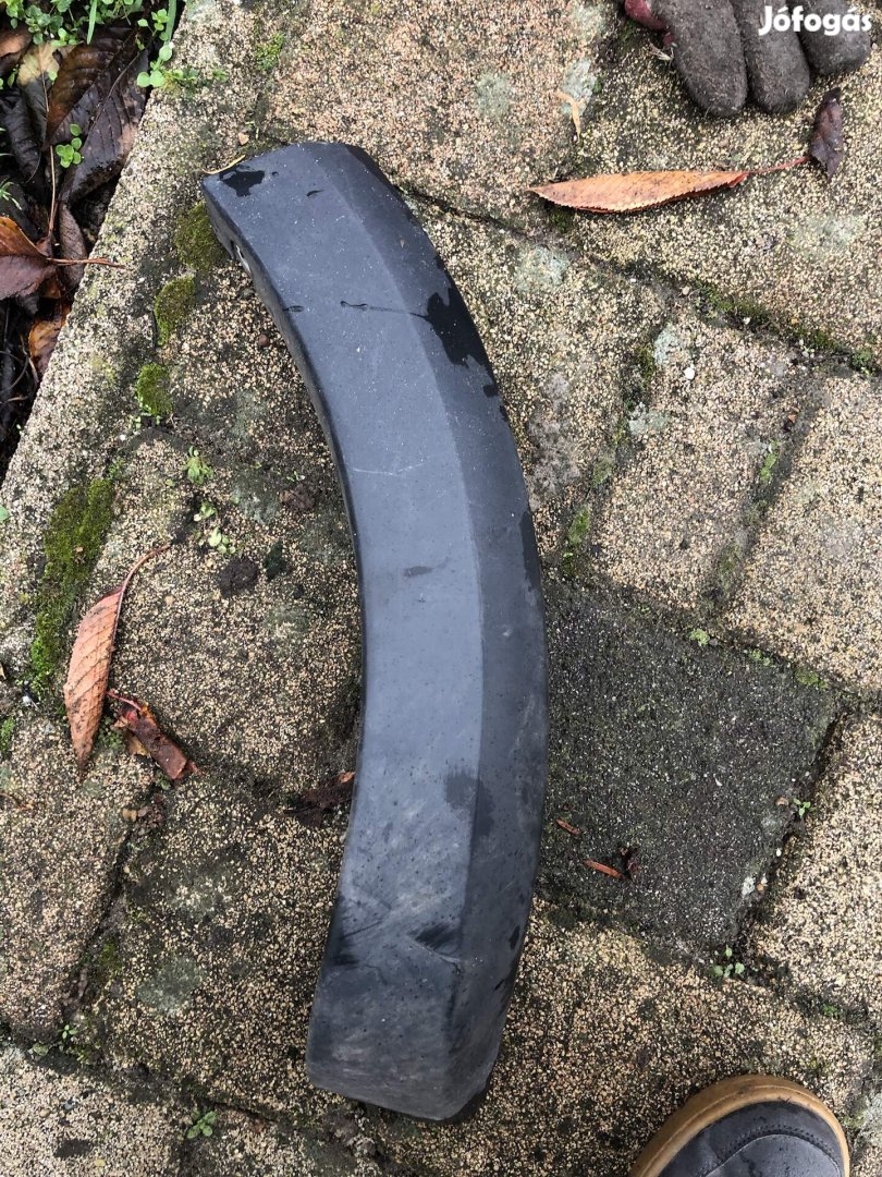 Dacia Sandero II 2 stepway bal hátsó lökhárító ív