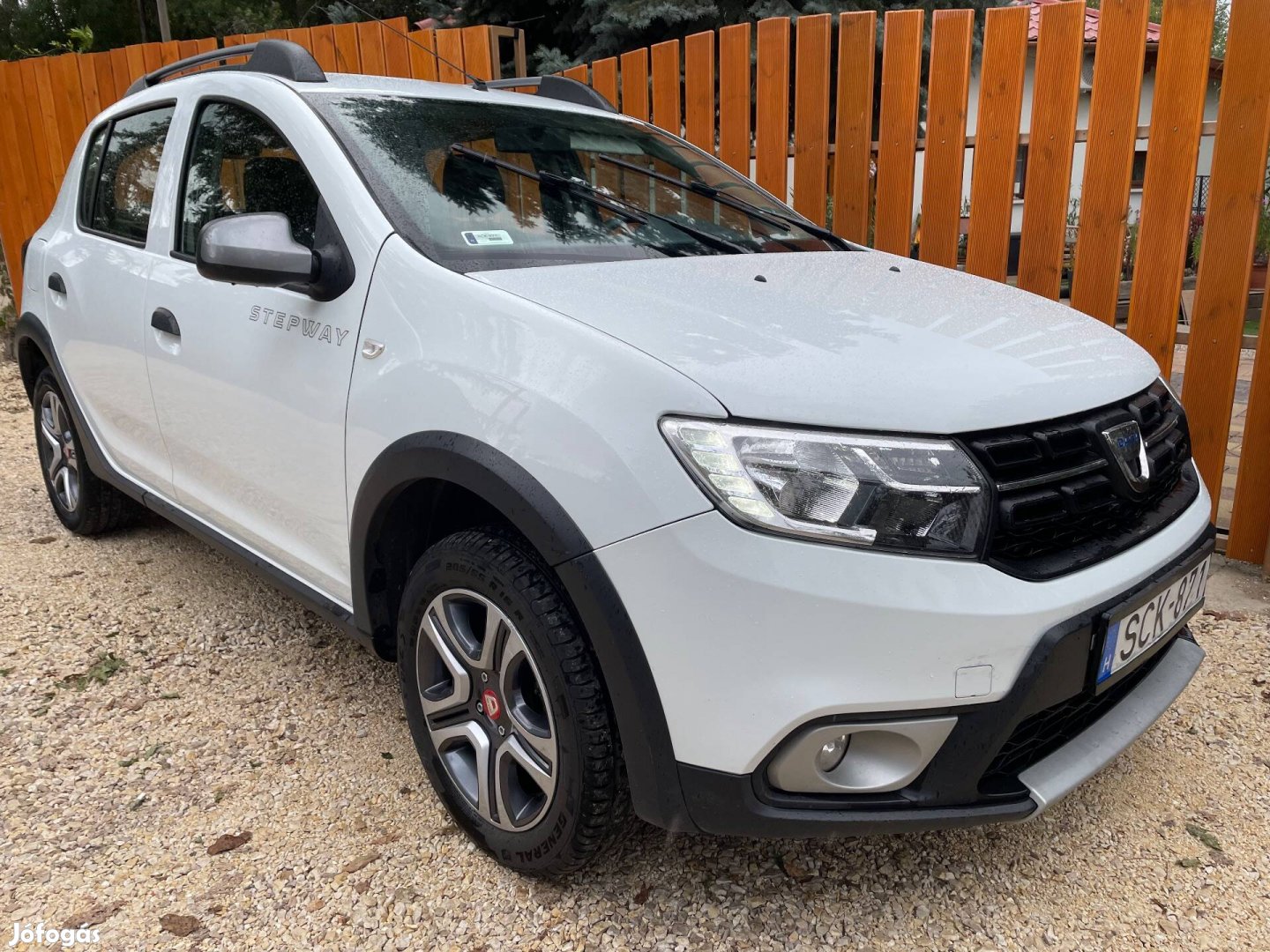 Dacia Sandero Stepway 1,5 diesel. tulajdonostól eladó