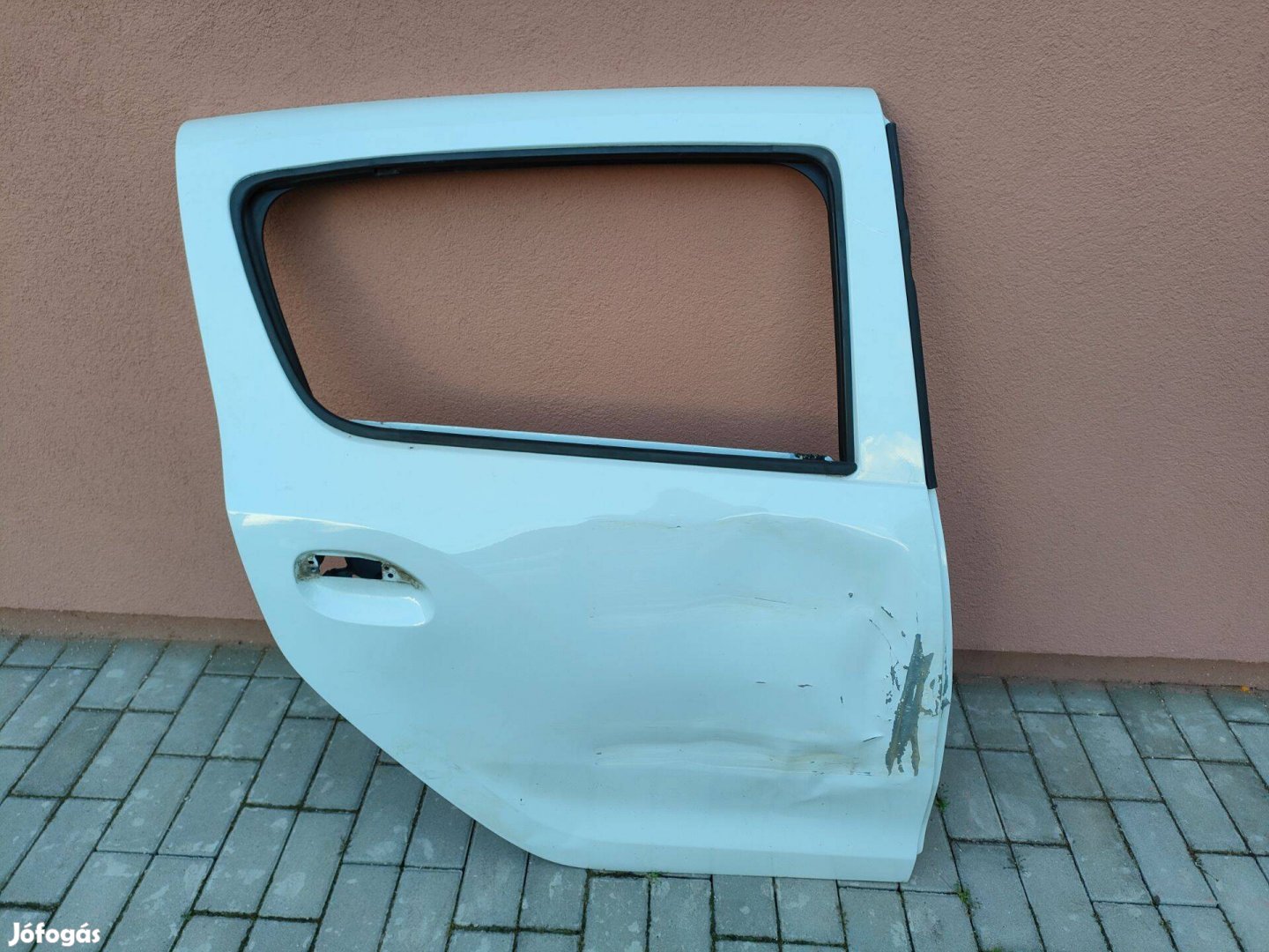 Dacia Sandero bal hátsó ajtó eladó