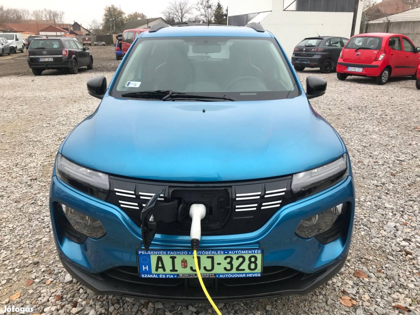 Dacia Spring Electric 45 Essential aut. tolatók...