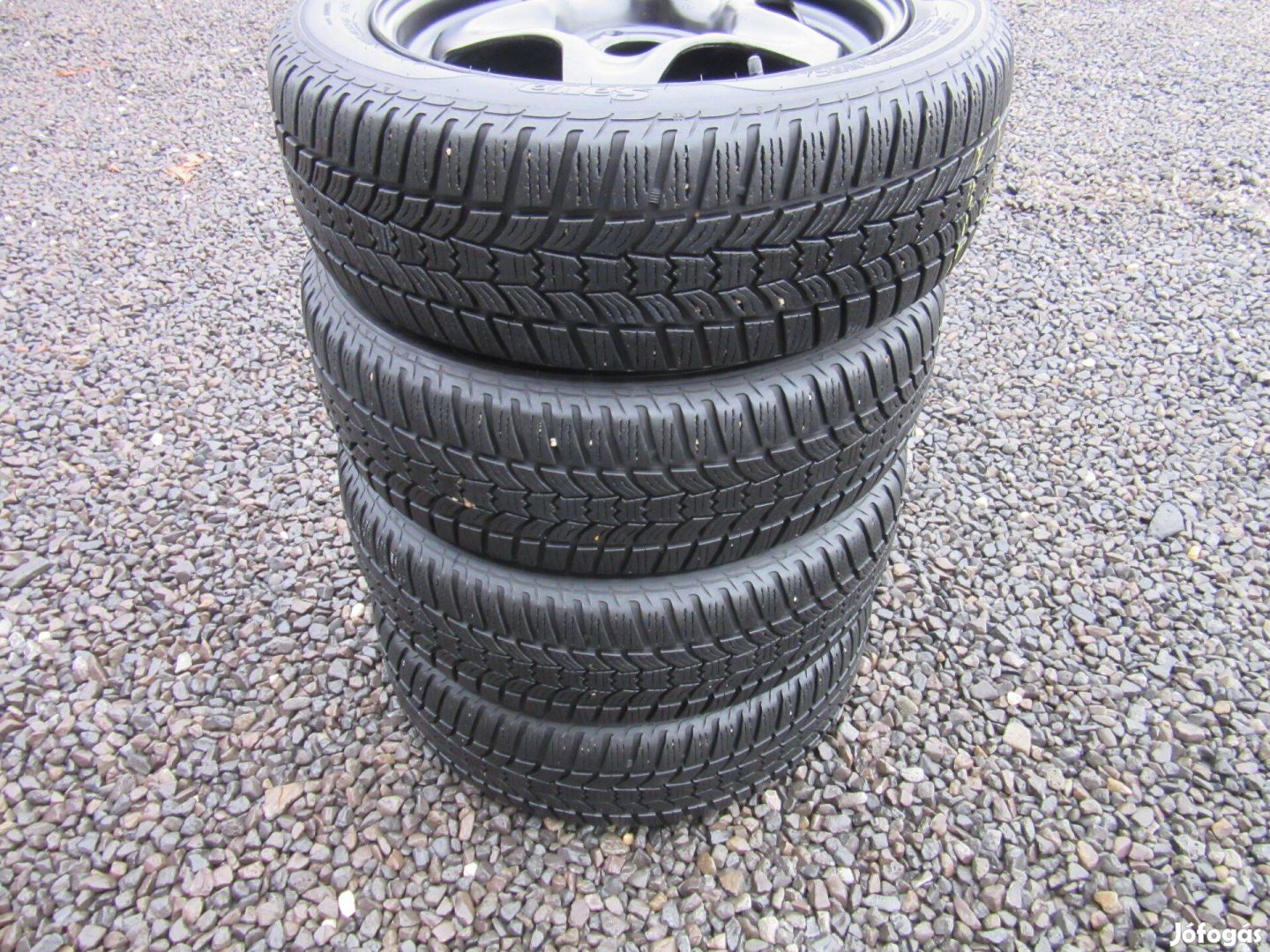 Dacia acélfelni 195/55 R16 Sava téli gumival eladó