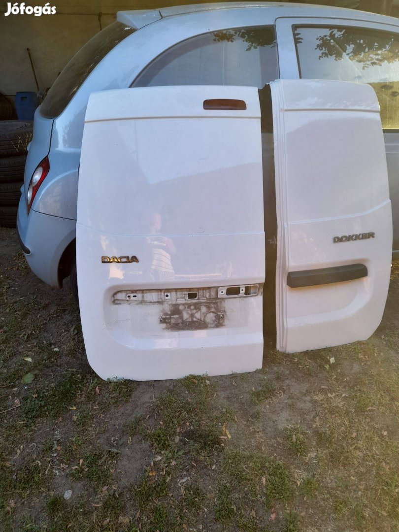 Dacia dokker ajtó