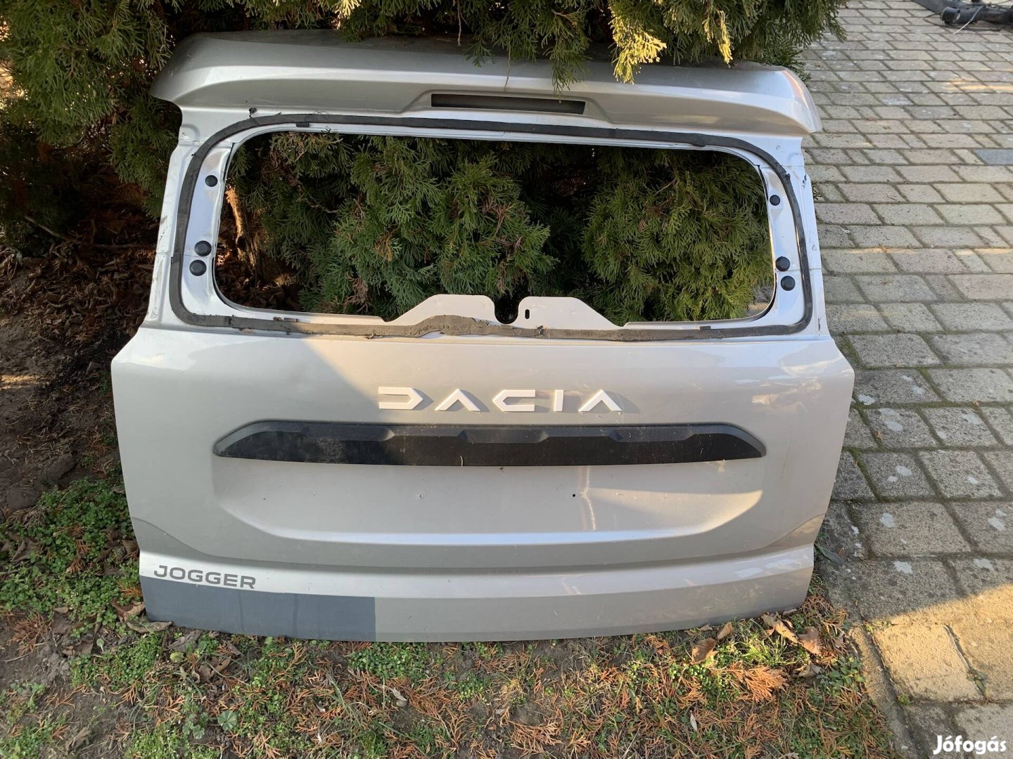 Dacia jogger ajtó csomagtérajtó