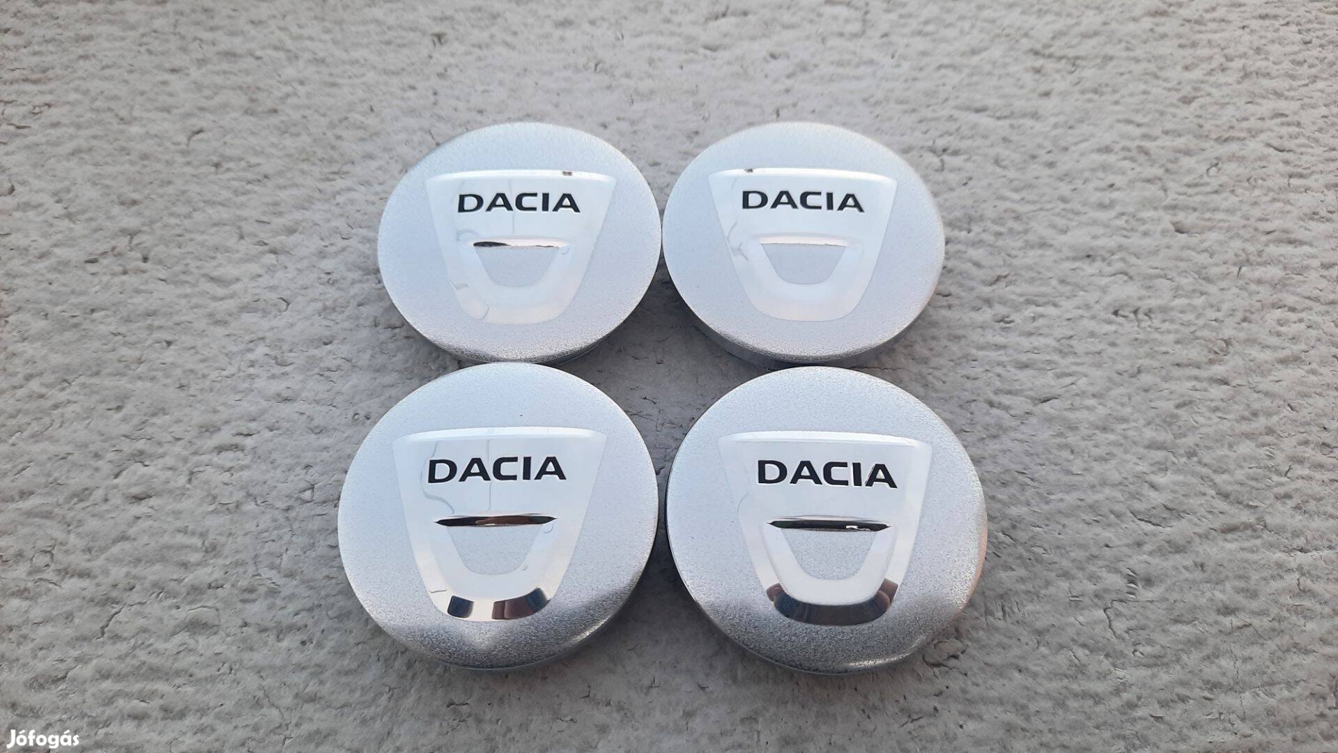 Dacia új felni díszkupak közép felnikupak kerékagy kupak 56mm