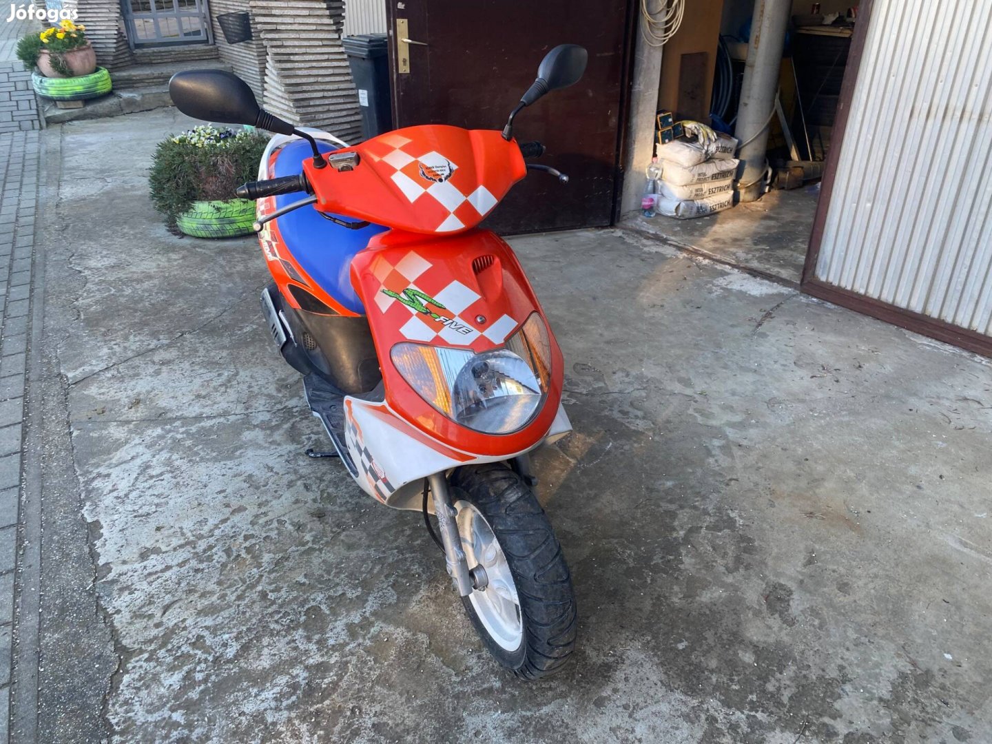 Daelim s five 50ccm