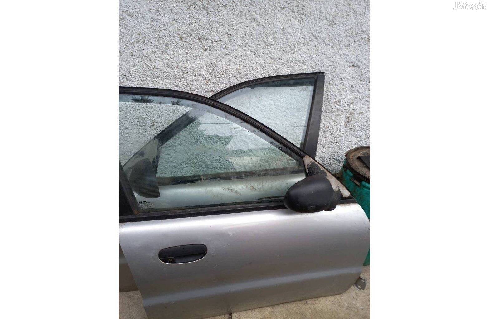 Daewoo 1,5 s benzines első ajtó párban eladó