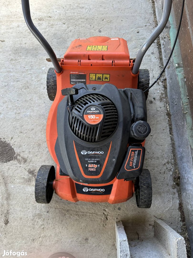 Daewoo DLM 3900-150 fűnyíró alkatrésznek