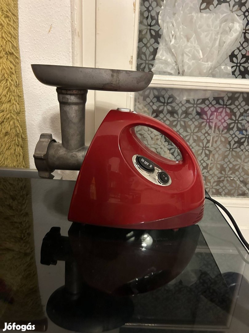Daewoo DMG-325 húsdaráló, 550W