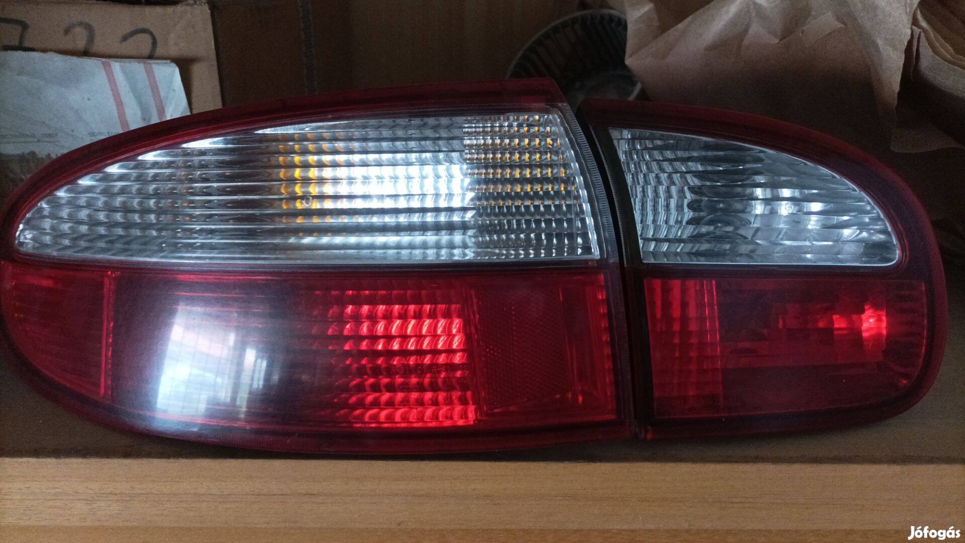 Daewoo Lanos bal hátsó lámba