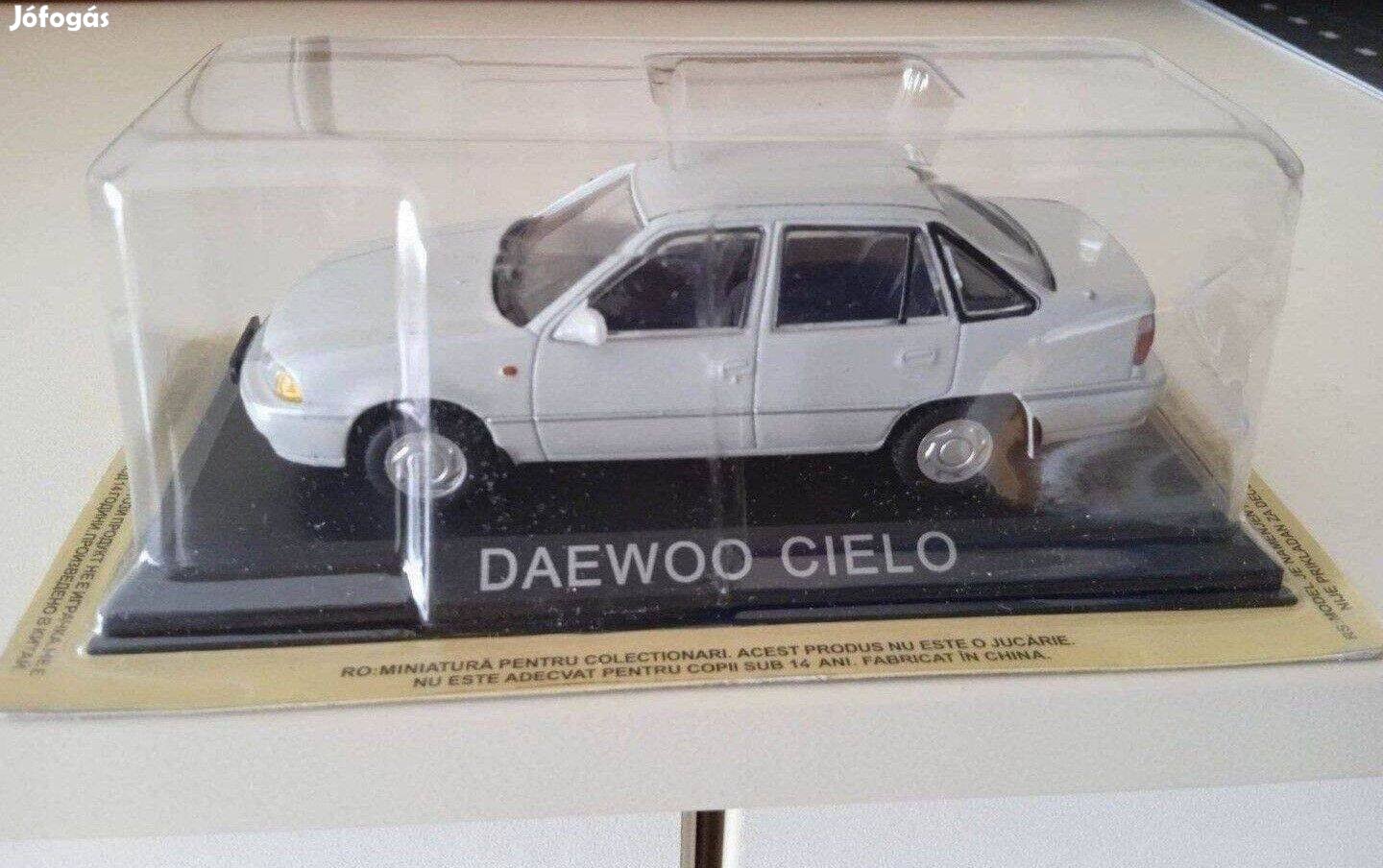 Daewoo Nexía (Cíelo) kisauto modell 1/43 Eladó