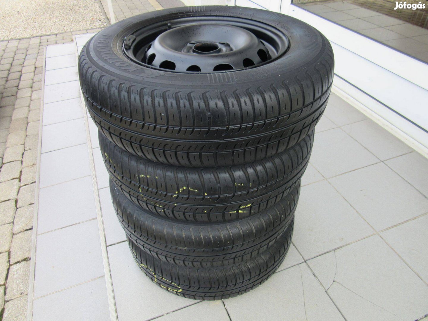 Daewoo, Opel acélfelni 175/70 R13 Kormoran nyári gumival eladó