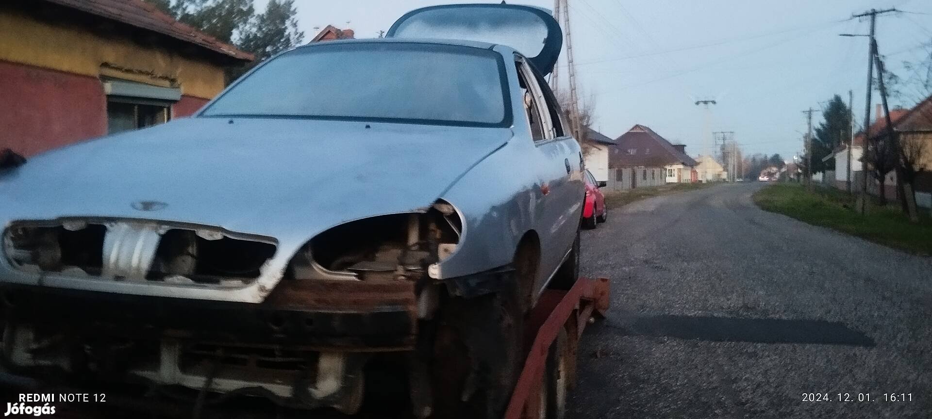 Daewoo lanos motorháztető ajtók stb 