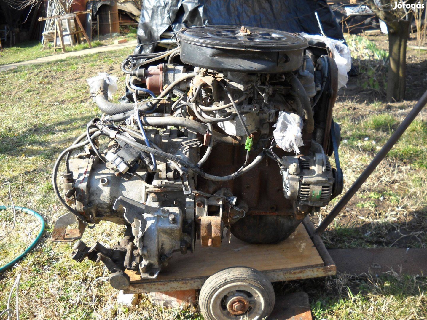 Daihatsu 1000-es motor sebváltóval, hűtővel, teljesen kompletten !