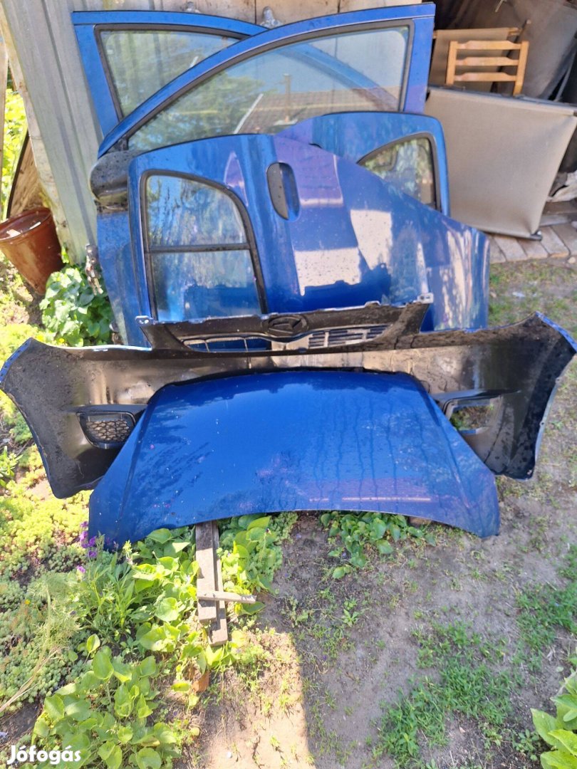 Daihatsu coure kaszni