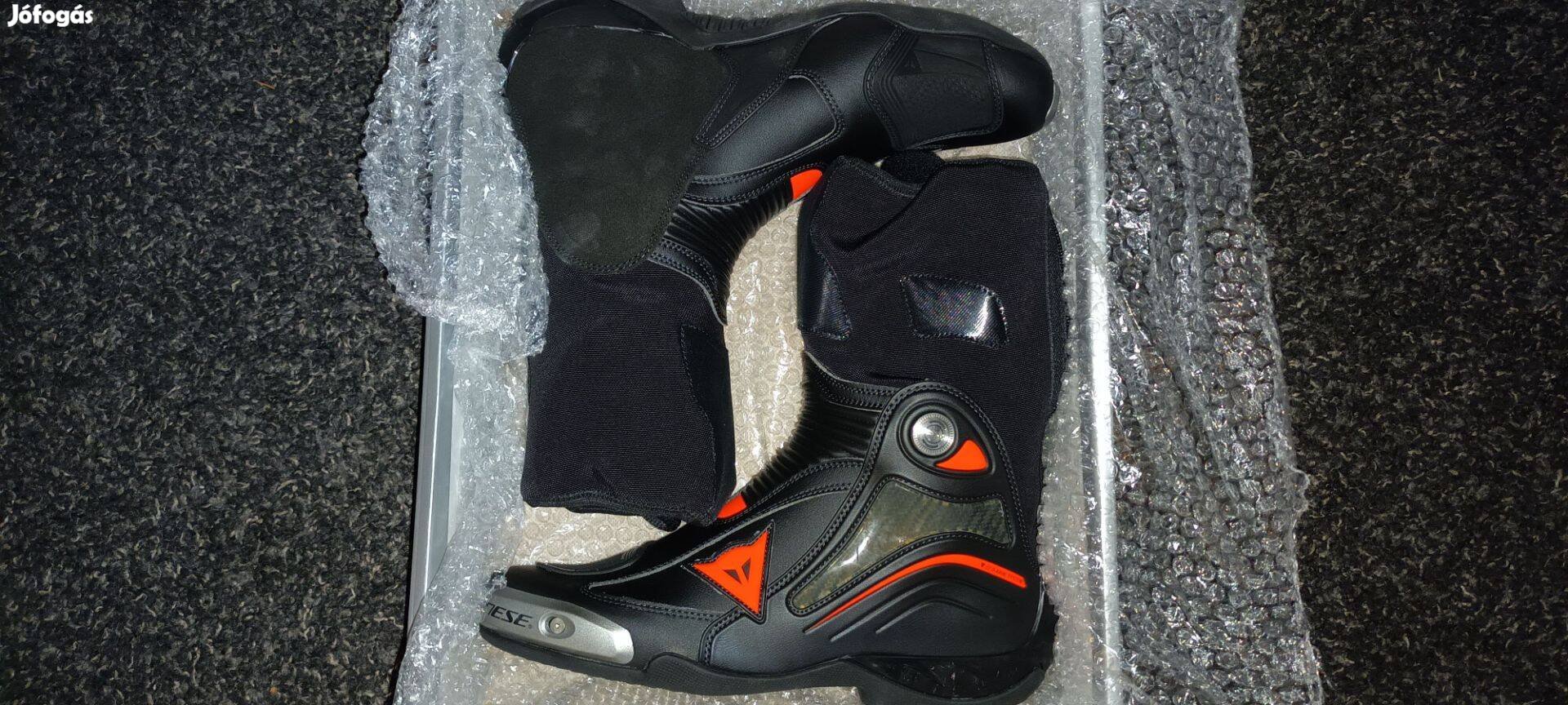 Dainese Axial D1 In EU45; MM290 Racing Boots/Versenycsizma